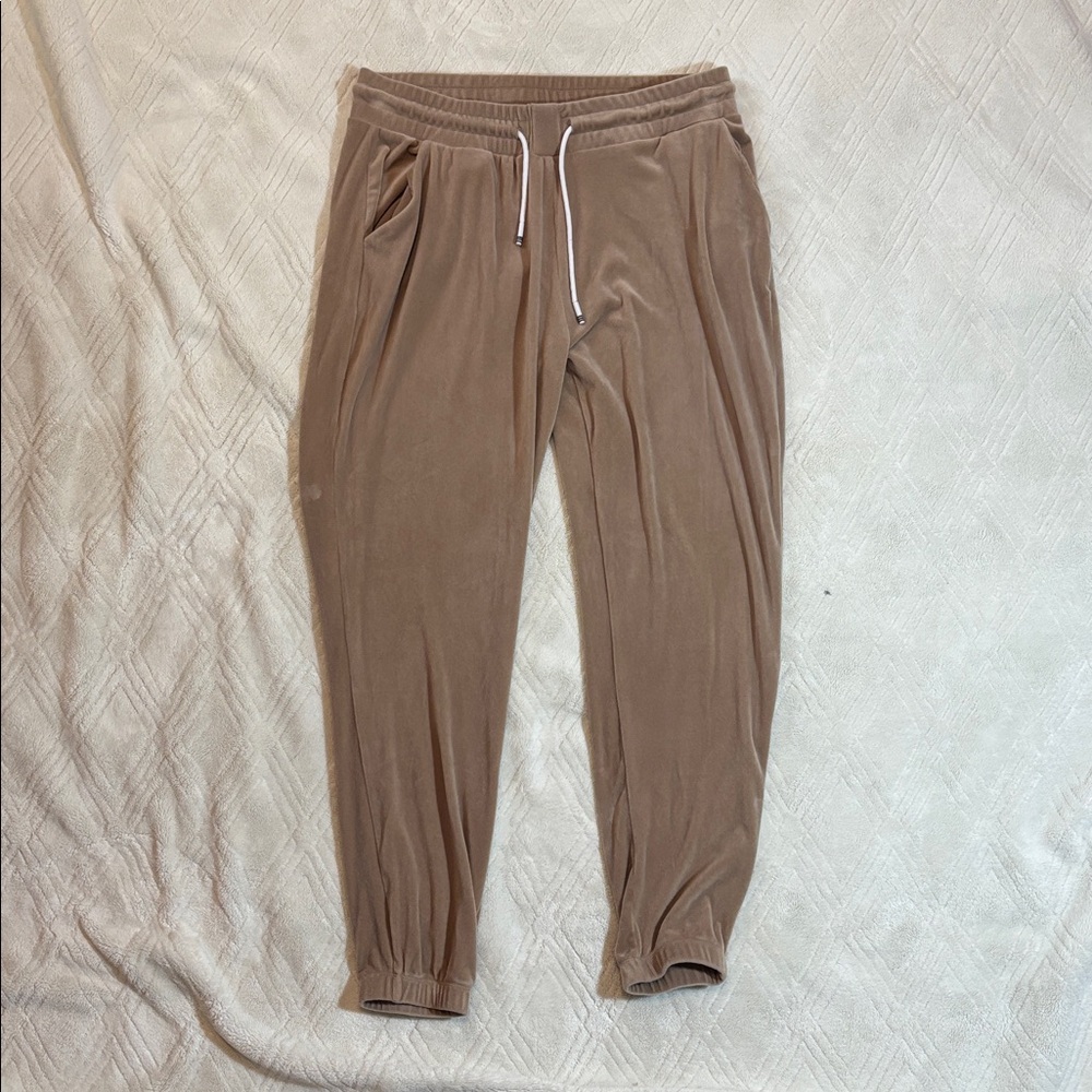Au Ette Tan Velvet Jogger Pants